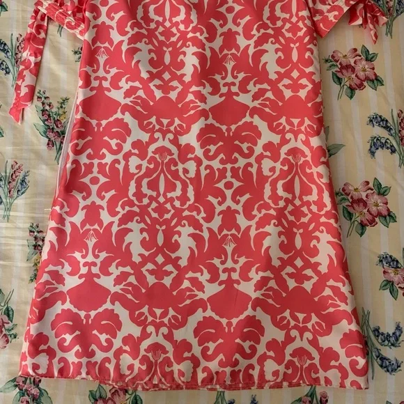 Stunning Lilly Pulitzer silk pink white crab dress - Picture 2 of 8